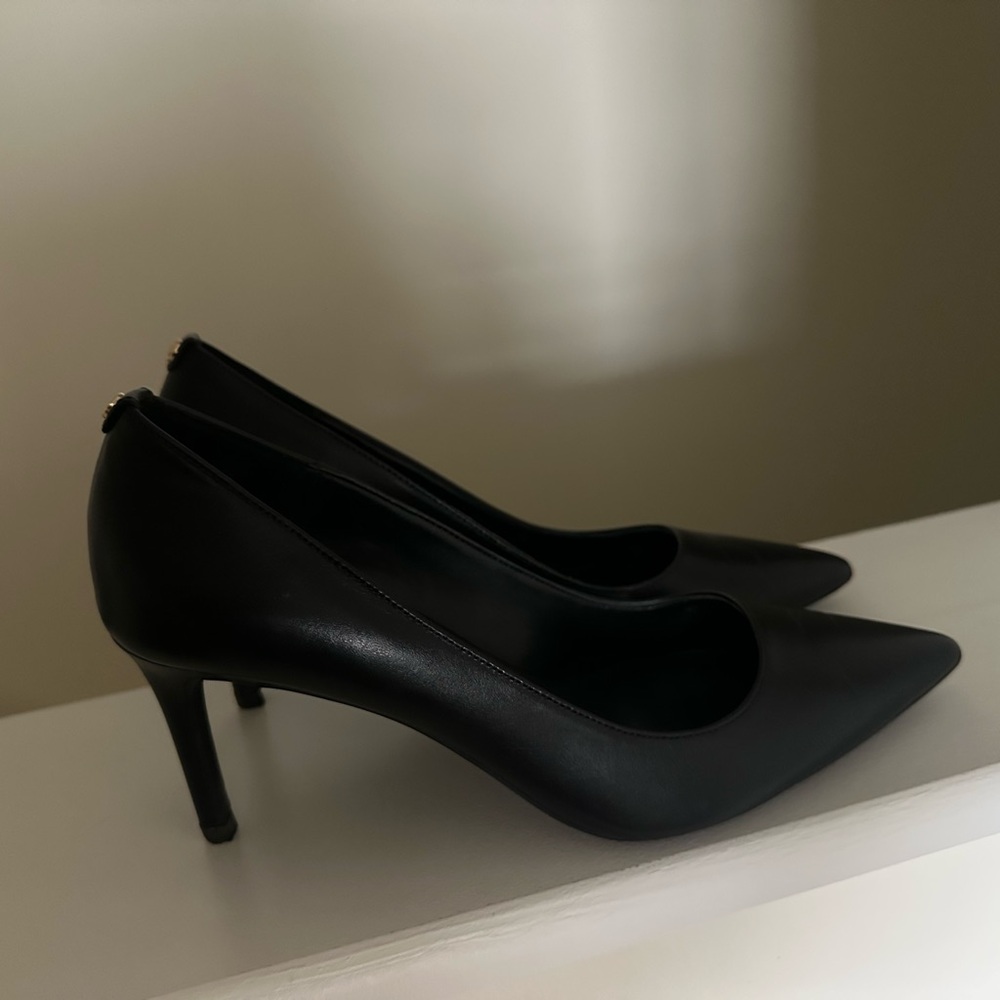 Michael Kors Black Classic Heels